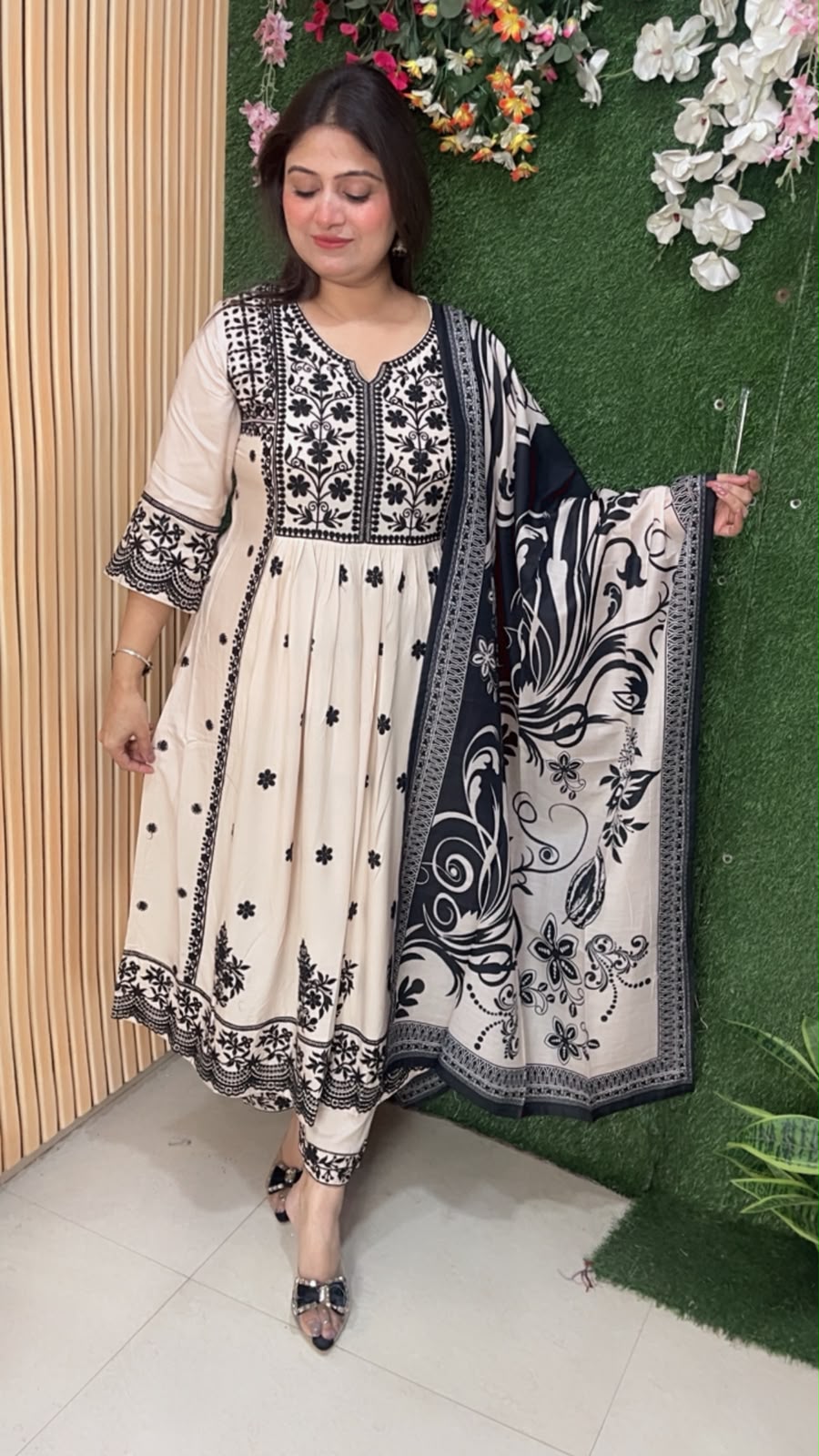 Cheeku Elegance Embroidered 3-Piece Kurta Set