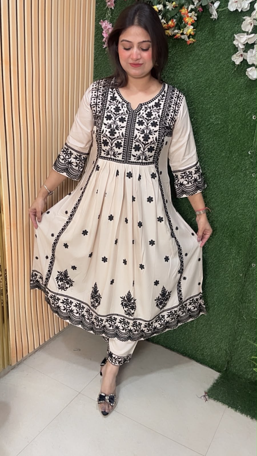Cheeku Elegance Embroidered 3-Piece Kurta Set