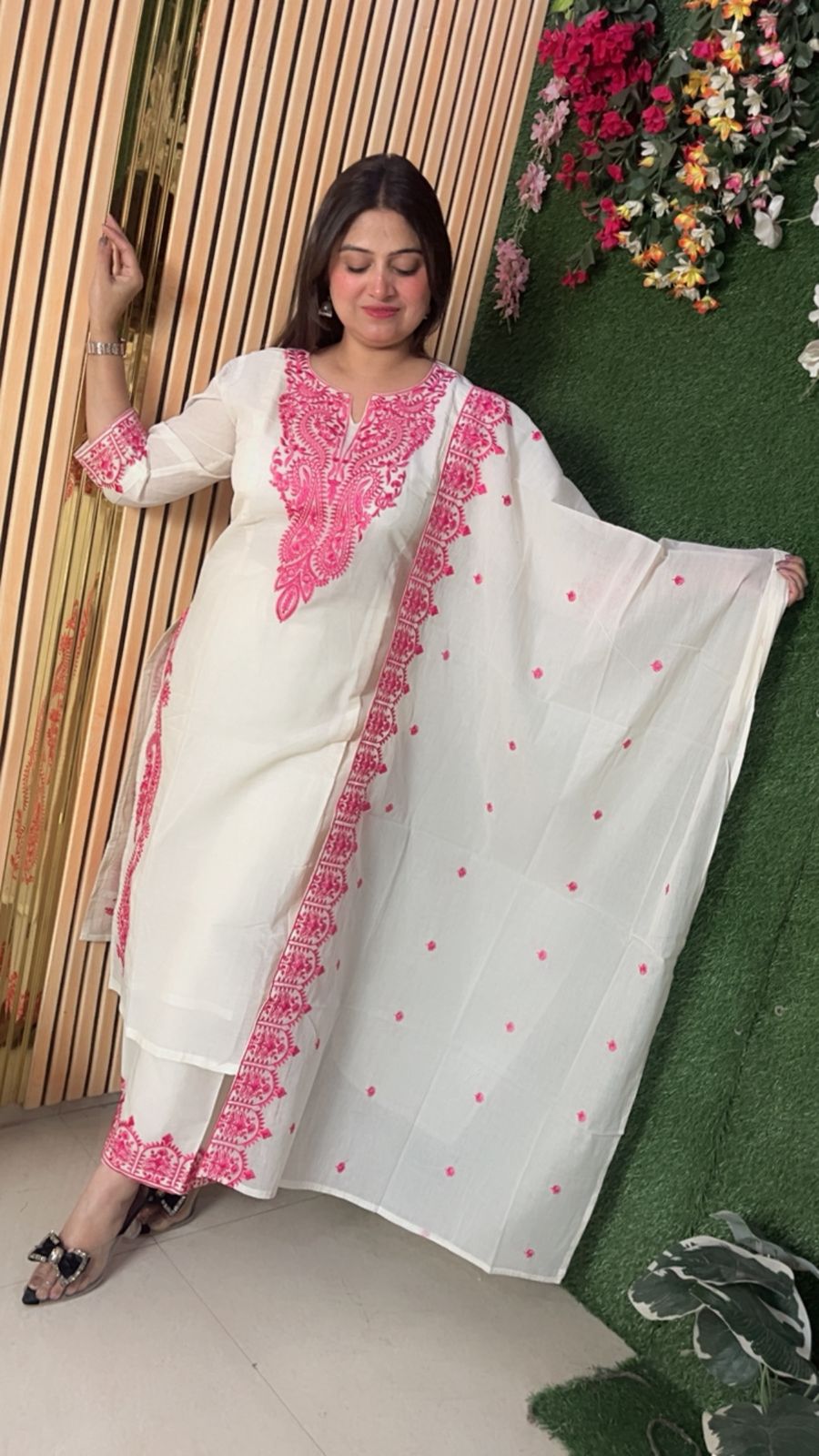 cotton three piece kurta set with embroidery wrok
