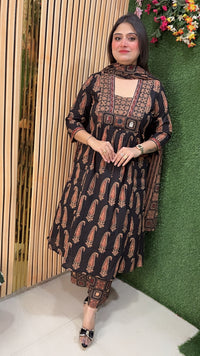 Pure cotton three piece kurta set with original mirror work