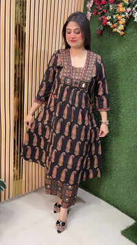 Pure cotton three piece kurta set with original mirror work