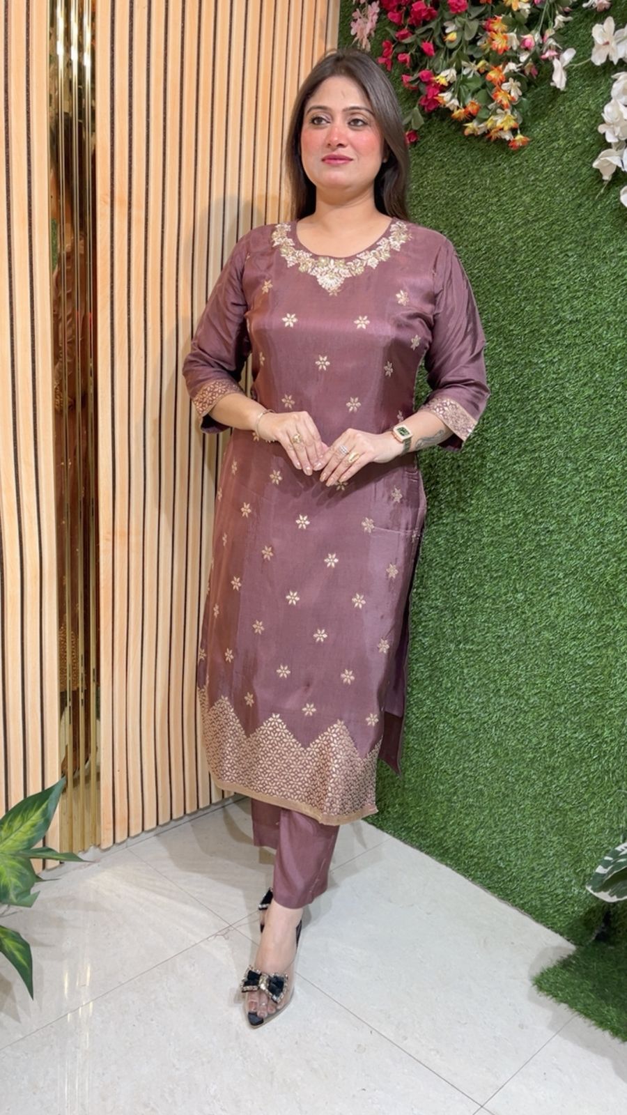 Elegant Dolla Silk Handwork Kurta Set with Banarasi Dupatta