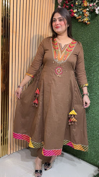 Elegant Mal Cotton Anarkali Suit with Cotton Lining – 3/4 Sleeves | Brown