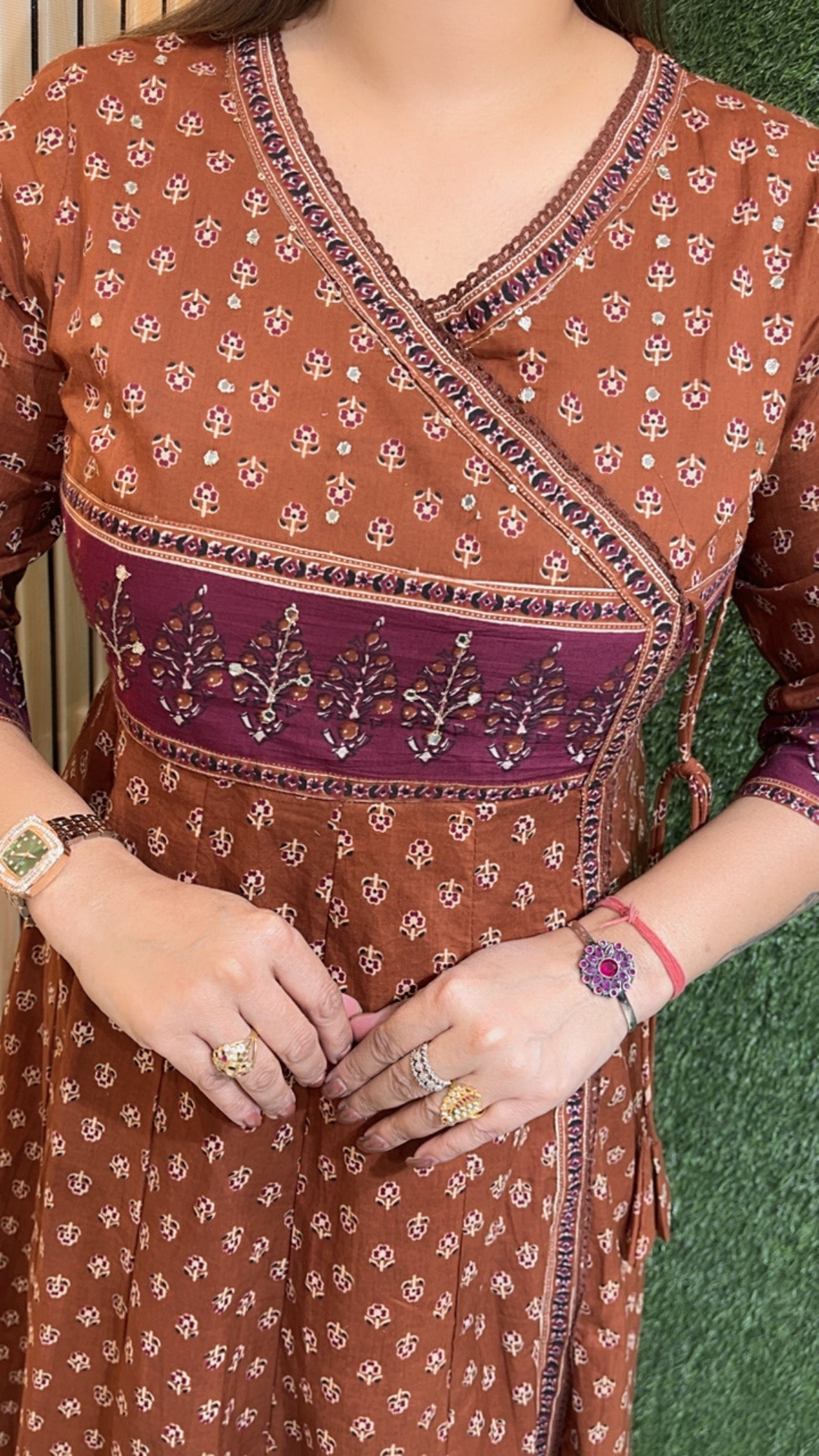 Anarkali suit anghrakha style comes in pure cotton fabric