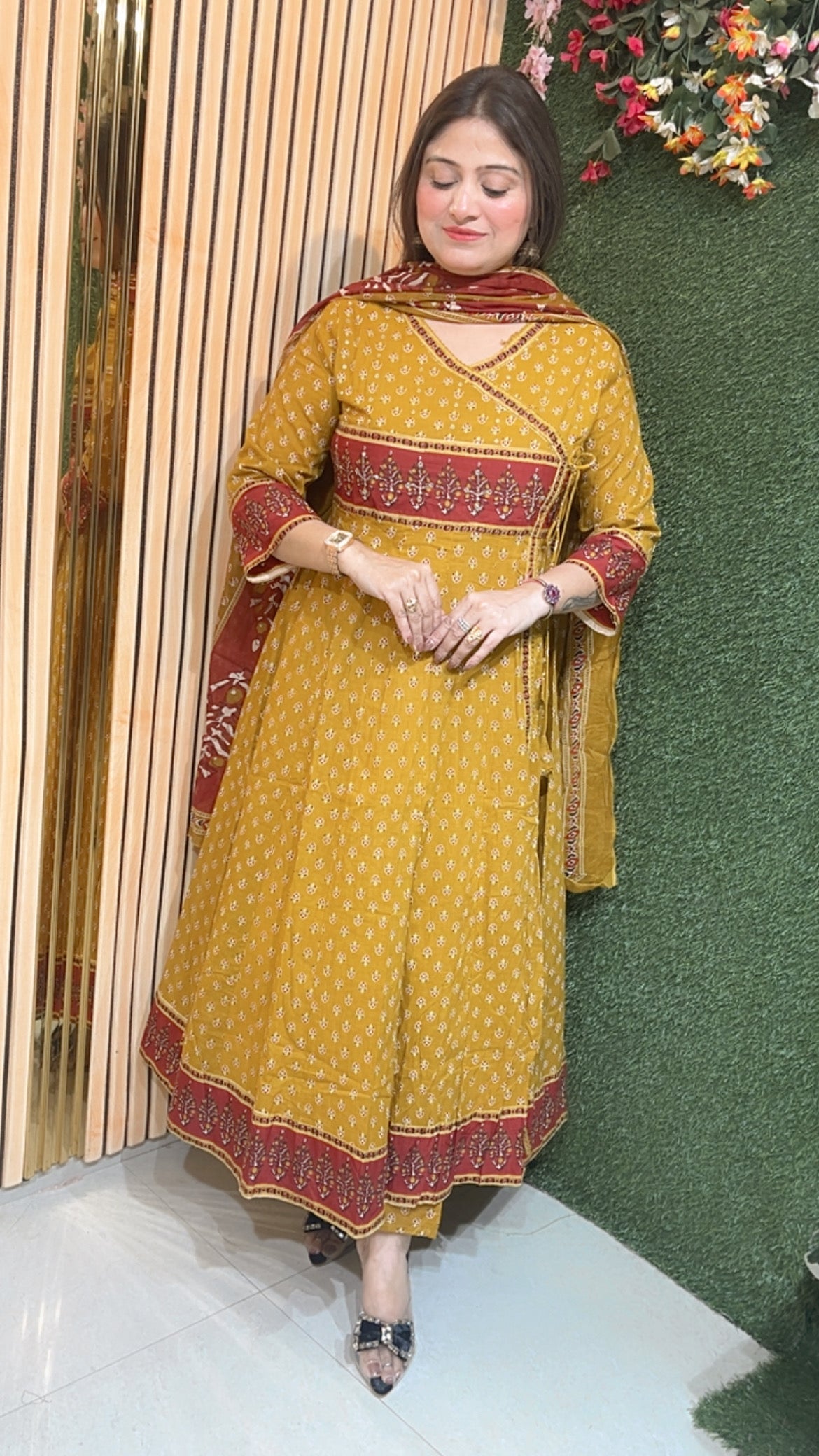 Anarkali suit anghrakha style comes in pure cotton fabric
