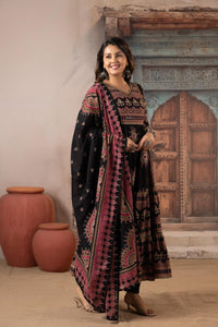 Pure Cotton Heavy Flair Anarkali Suit with 3/4 Sleeves | Black