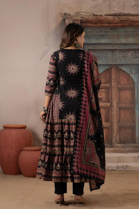Pure Cotton Heavy Flair Anarkali Suit with 3/4 Sleeves | Black