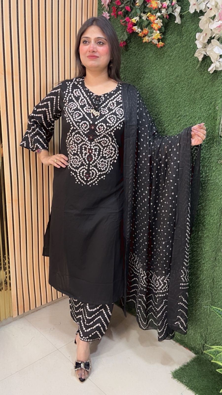 Elegant Cotton Bandhani Print 3-Piece Kurta Set | Black