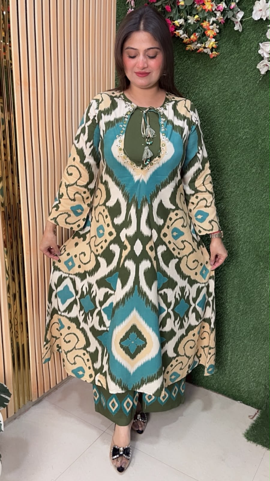 Elegant Garman Rayon 2-Piece Kurta Set | Green