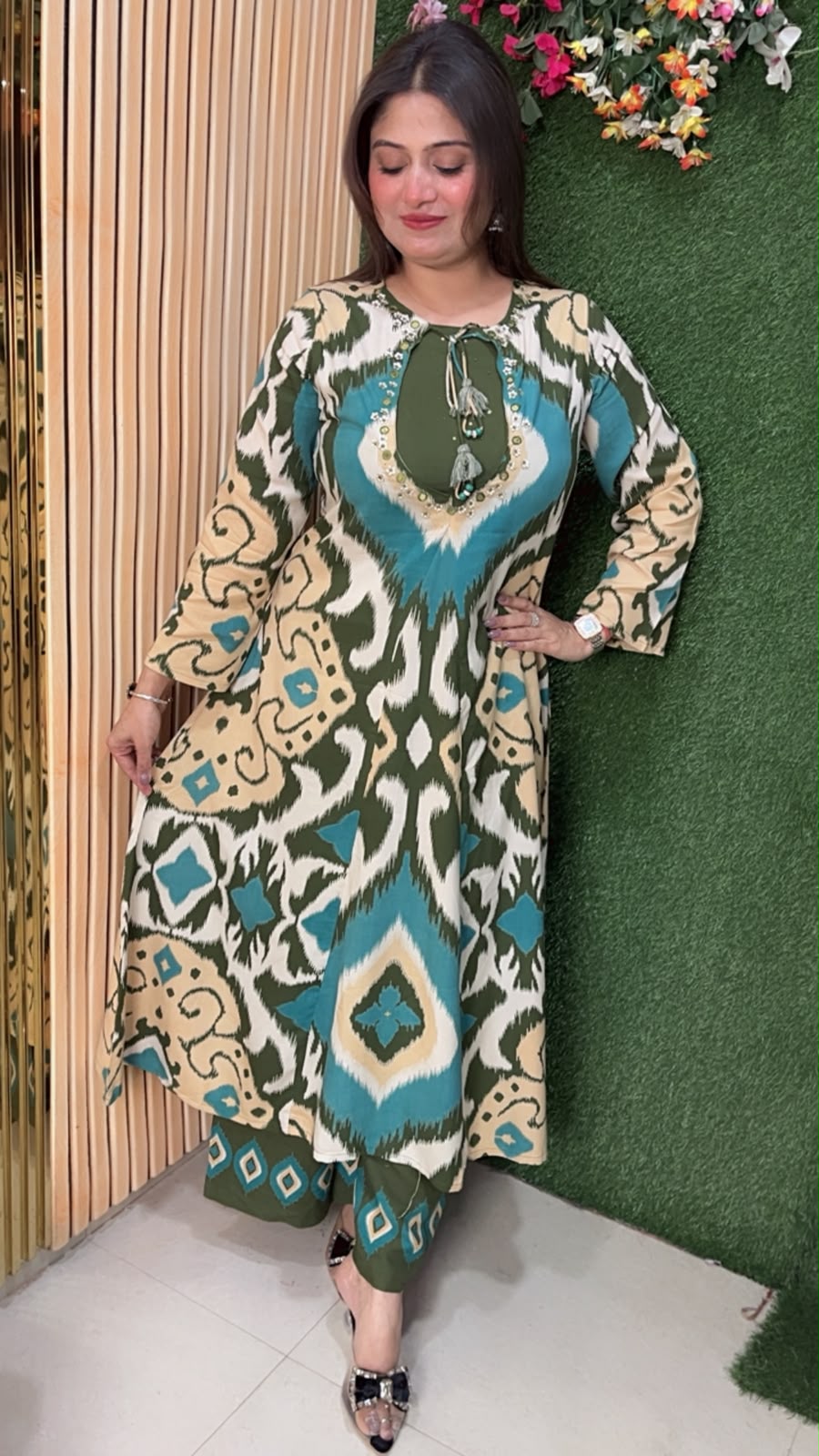 Elegant Garman Rayon 2-Piece Kurta Set | Green