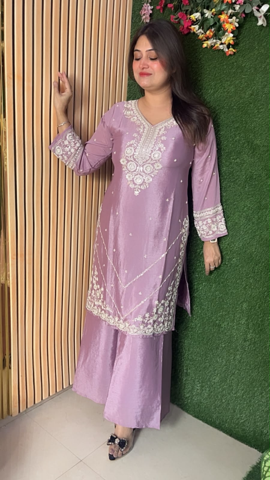 Premium Festival Wear Pure Chinon 3-Piece Kurta Set with Handwork & Santoon Lining – 3/4 Sleeves