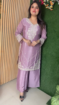 Premium Festival Wear Pure Chinon 3-Piece Kurta Set with Handwork & Santoon Lining – 3/4 Sleeves