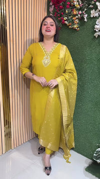 Elegant 3-Piece Pure Maslin Kurta Set with Cotton Lining – 3/4 Sleeves